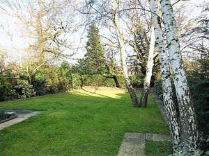 Photo 2- click for photo gallery